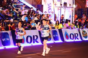 BIB: 
                            <button type="button" onclick="openModal(24202438)" class="btn btn-primary btn-sm float-right btn-popup" data-toggle="modal" data-target=".modal-high-quality">
                        <i class="fas fa-shopping-cart"></i> Add to Cart
                    </button>
                                            <button type="button" onclick="isThisMe(24202438, true)" class="btn btn-success btn-sm float-right btn-popup btn-isme hidden" data-toggle="tooltip" data-placement="bottom" title="นี่คือรูปของคุณใช่ไหม คลิกที่นี่เพื่อเอาเข้าอัลบั้ม">
                        <i class="fas fa-plus"></i> Add to album
                    </button>
                    <button type="button" onclick="isThisMe(24202438, false)" class="btn btn-warning btn-sm float-right btn-popup btn-isnotme hidden">
                        <i class="fas fa-ban"></i> Remove from album
                    </button>